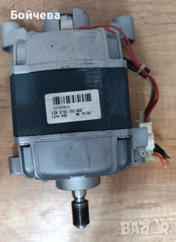 Работещ мотор за пералня Ariston AVF109EU, снимка 2 - Перални - 53400352