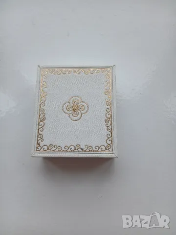 Swarowski bundle, нова гривна в кутия, снимка 5 - Гривни - 49844100