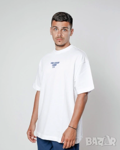 Бяла тениска ,,Левски'' (oversized) Размер - М , снимка 2 - Тениски - 53402147