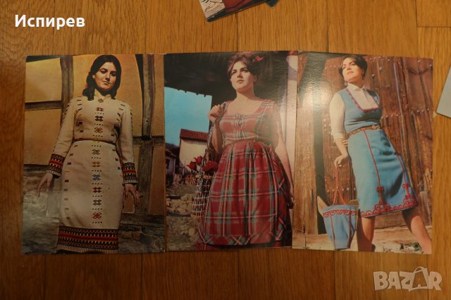 АЛБУМ БИТОВА ДАМСКА МОДА, ПЪЛЕН КОМПЛЕКТ ОТ 16 бр. КАРТИЧКИ , снимка 4 - Филателия - 38988494