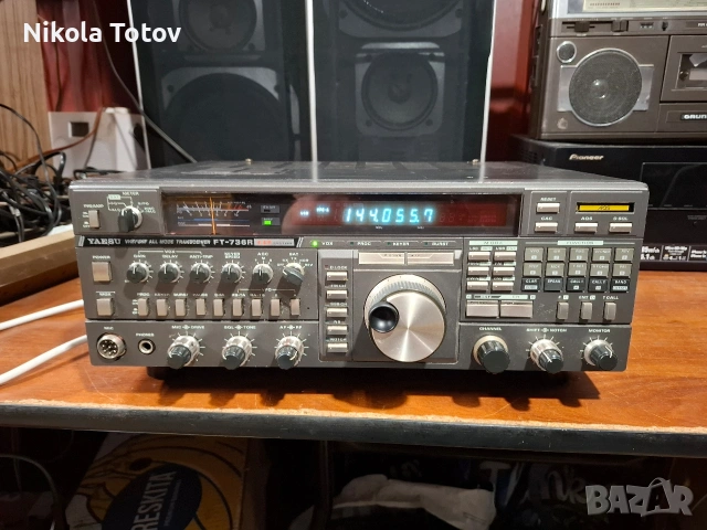 Продава се радио станция Yaesu FT-736R. 