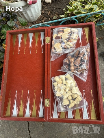 Шах+табла в кожена кутия с дървени фигури, снимка 7 - Шах и табла - 52640364