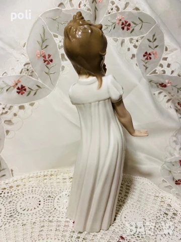 порцеланова статуетка Nao, снимка 6 - Статуетки - 51237941