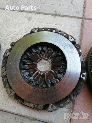 Демпферен Маховик и комплект съединител E46 E60 E61 E87 E90 E91 E83 318d 320d 520d 118d 120d X3  , снимка 6 - Части - 37170886