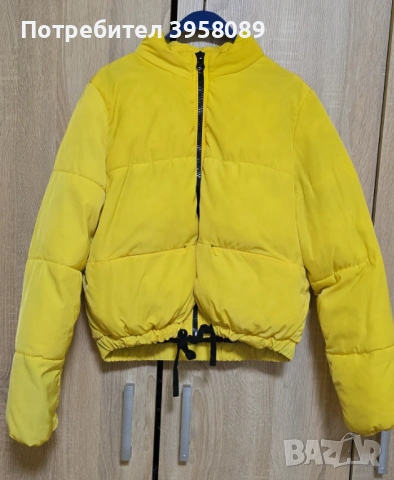 Късо дамско яке на H&M