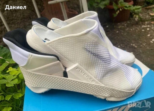 Nike бели маратонки