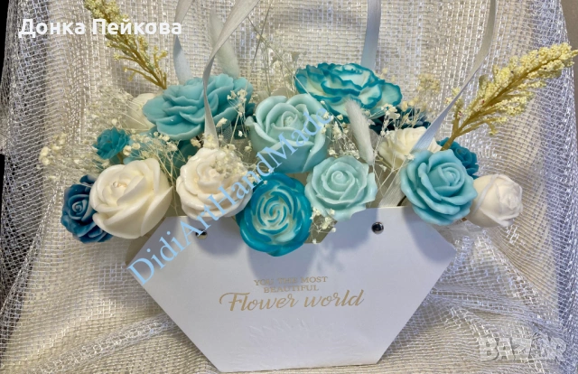 Луксозен букет от соеви свещи в тюркоаз и бяло – ръчна изработка, снимка 4 - Декорация за дома - 53516640