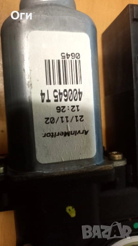 Моторче стъклоповдигач за Лява врата от Фолксваген Поло 01-05г. 9N 6Q2959802A, снимка 2 - Части - 52775892