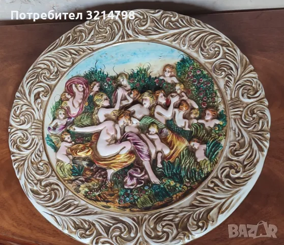 Capodimonte порцеланова чиния за стена , снимка 1 - Декорация за дома - 47460017