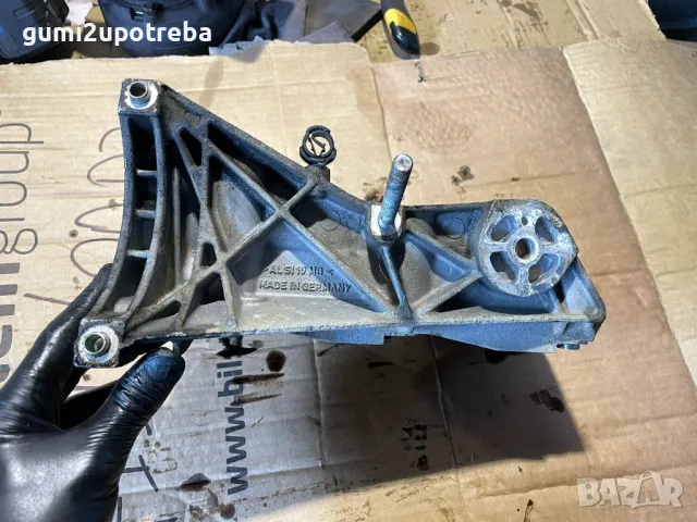 Скоба Държач Климатик Лява Страна 9481022151R Porsche Cayenne 957 4,8 V8, снимка 4 - Части - 50076927