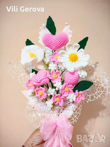 Ръчно плетени цветя