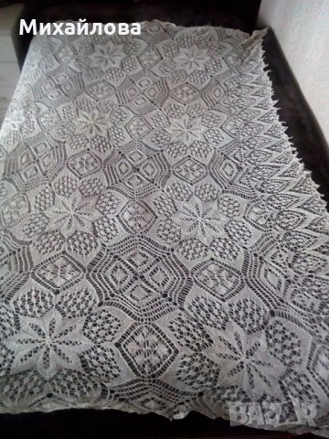 Ръчно изработена покривка