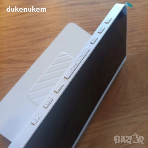 Дигитален будилник – голям дисплей, 3-цветна нощна лампа, 2 аларми, температура, снимка 8 - Други - 52491012