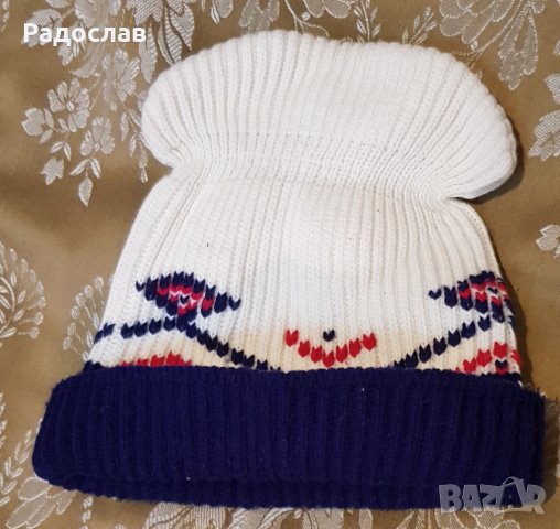 Зимен пуловер и шапка стилни , снимка 3 - Пуловери - 35279989