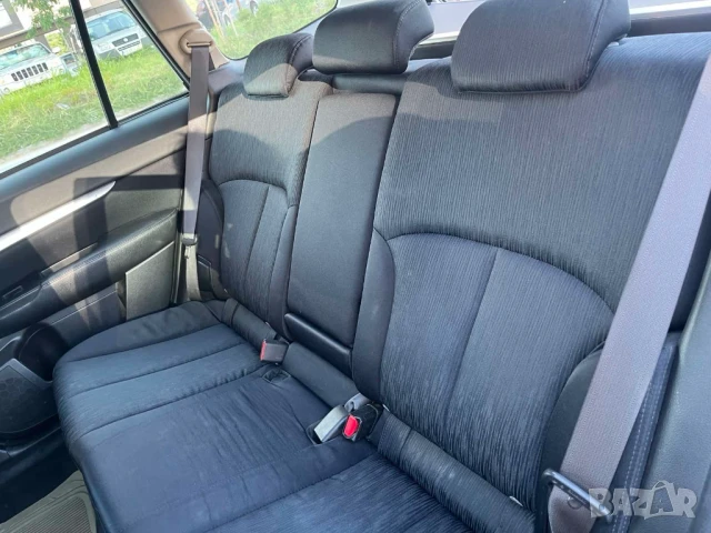 Subaru Legacy 2011 GAS, снимка 10 - Автомобили и джипове - 51015016