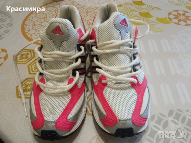 Дамски маратонки Adidas 39 1/3, снимка 8 - Маратонки - 43425239