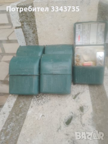 Стар военен соц.комплект за спешна помощ.