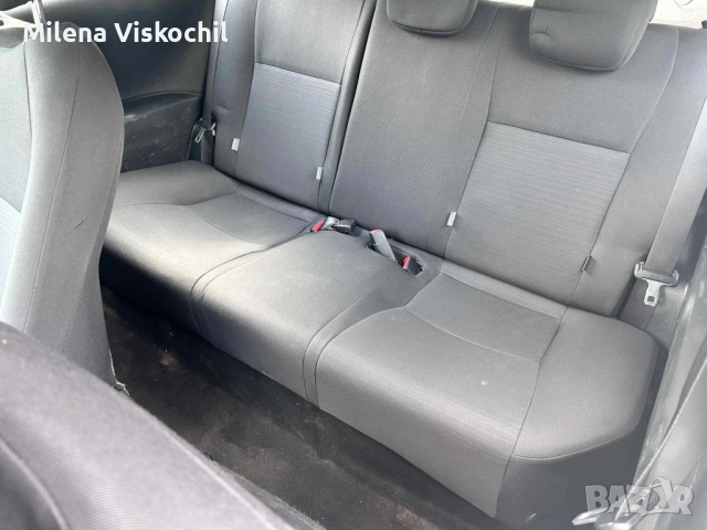 Toyota Yaris 1.0  ( газова уредба), снимка 6 - Автомобили и джипове - 51874467