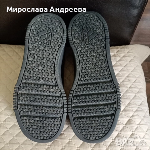 Кожени кецове Adidas , снимка 2 - Детски маратонки - 51543693
