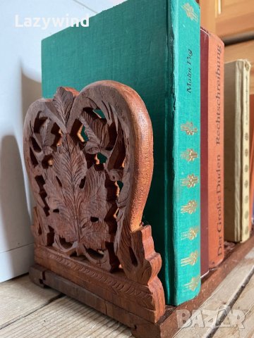 Поставка / стенен рафт за книги дърворезба, снимка 3 - Антикварни и старинни предмети - 43638574