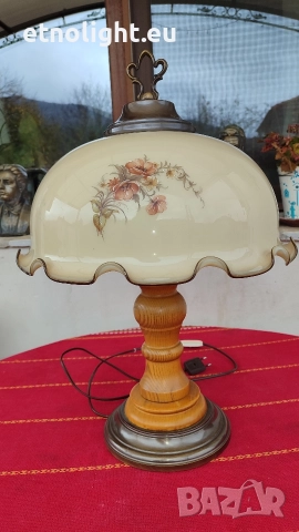 Красива голяма настолна лампа с куполна стъкленица с флорални мотиви , снимка 4 - Настолни лампи - 52805875