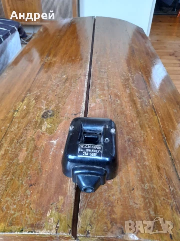 Стар електрически шалтер,прекъсвач,изключвател,включвател #8