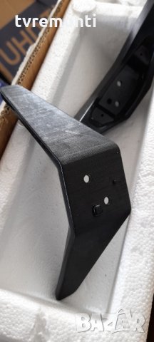 стоѝка от телевизор PHILIPS модел 32PHT4201/12, снимка 2 - Стойки, 3D очила, аксесоари - 32363831