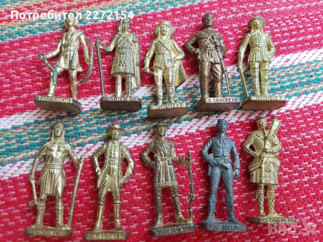 Киндер войници фигурки 10 бр