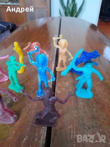 Стари фигурки Индианци #2, снимка 3 - Колекции - 48538321