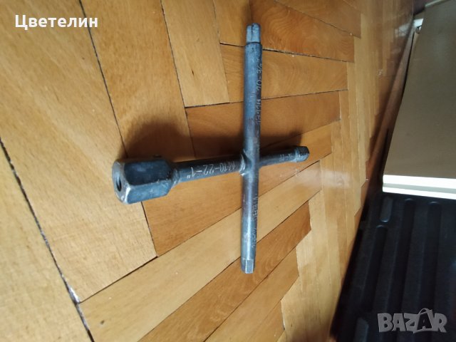 Специализиран ключ шестостен с четири размера , снимка 2 - Ключове - 22748329