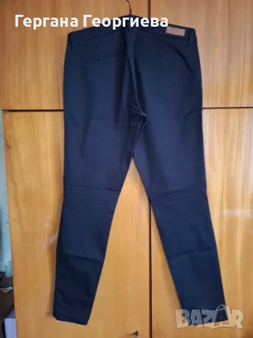 Дамски панталон ONLY, снимка 2 - Панталони - 49501524