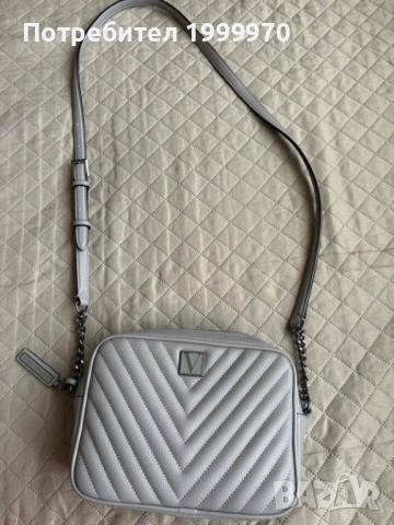 Малка дамска чанта на Victoria's Secret 