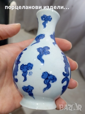 Порцеланова стара вазичка, снимка 4 - Вази - 52678503