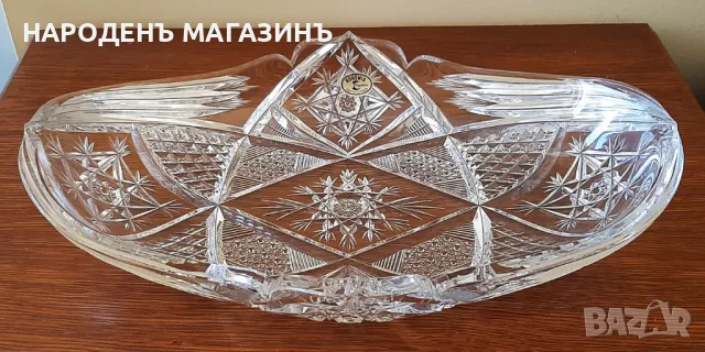 BOHEMIA - Чехословакия - Голяма кристална фруктиера кристал бонбониера купа в формата на гондола, снимка 4 - Други ценни предмети - 49405051