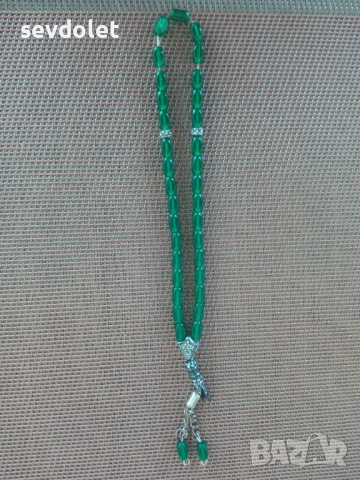 Красива и стилна,колекционерска броеница.