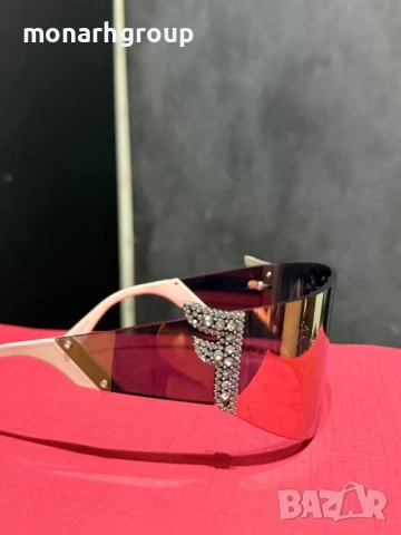 Слънчеви очила FENDI FF-0382/S / Със драскотини, снимка 6 - Слънчеви и диоптрични очила - 50800132