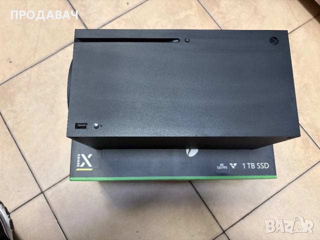 XBOX X 1 TB , снимка 2 - Xbox конзоли - 53159695