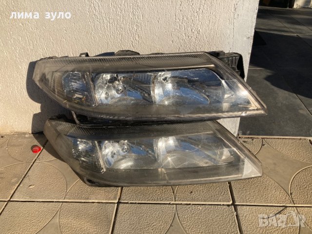 Десен фар за Рено лагуна2, снимка 1