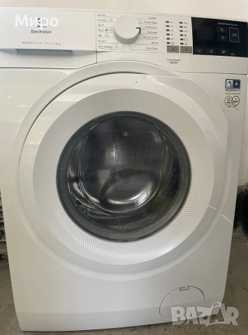 Продавам пералня Electrolux Perfectcare 600,8 кг.