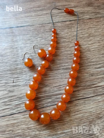 Стар руски  кехлибарен гердан с  кръгли,плътни зърна и обеци кехлибар и сребро ,50 грама, снимка 5 - Антикварни и старинни предмети - 50448762