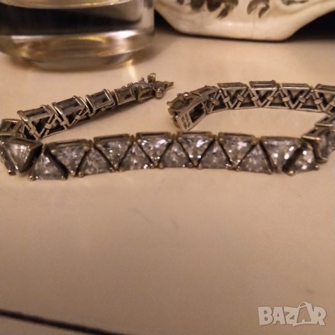 Масивна сребърна гривна с кубичен цирконий и позлата 