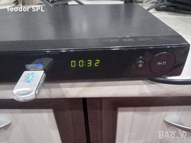 Dvd player Samsung  DVD-P390, снимка 1 - Плейъри, домашно кино, прожектори - 39396592