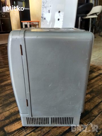 Мини хладилник 12V-12 литра ,Cold 62W /Hot 59W, снимка 6 - Хладилни чанти - 42945990