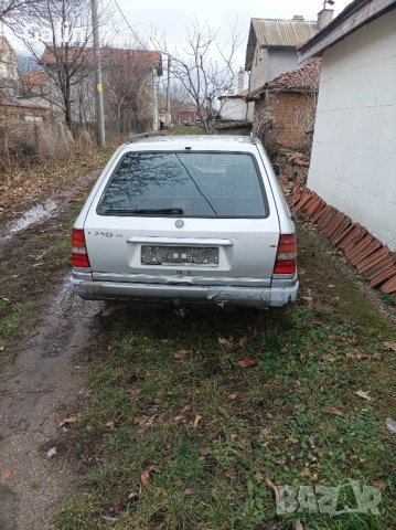 Mercedes 124 E250 на части, снимка 2 - Автомобили и джипове - 43863448