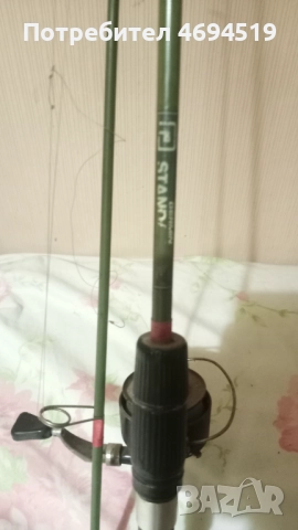 Продавам ретро въдица с макара, снимка 2 - Въдици - 52920987