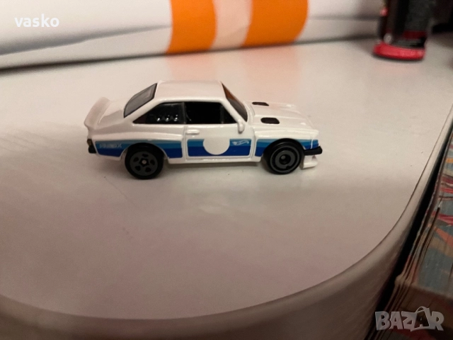 Hotwheels Escort, снимка 3 - Колекции - 52794594