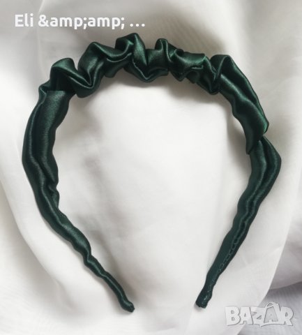 Набрана диадема + скрънчи - тъмнозелен сатен, снимка 2 - Аксесоари за коса - 40852543