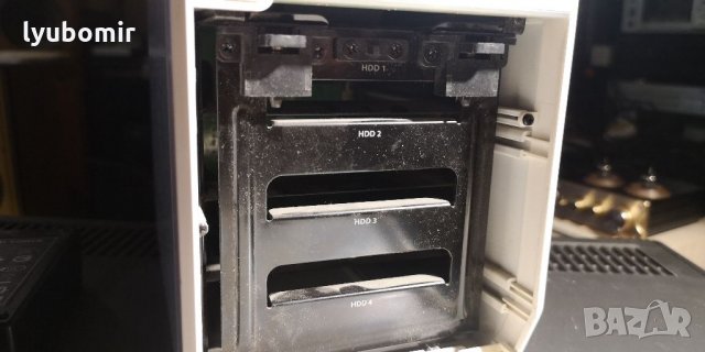Външна кутия за 4 хард диска, снимка 5 - Външни хард дискове - 35198456