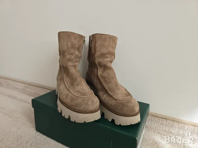 Велурени боти Paul Green - бежови - EU 40, UK 6.5, снимка 2 - Дамски боти - 49879766