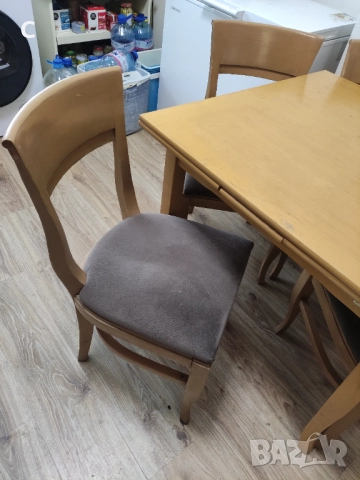 Кухненски комплект  маса от масивно дърво 90/90см+4 стола , снимка 9 - Маси - 52536685
